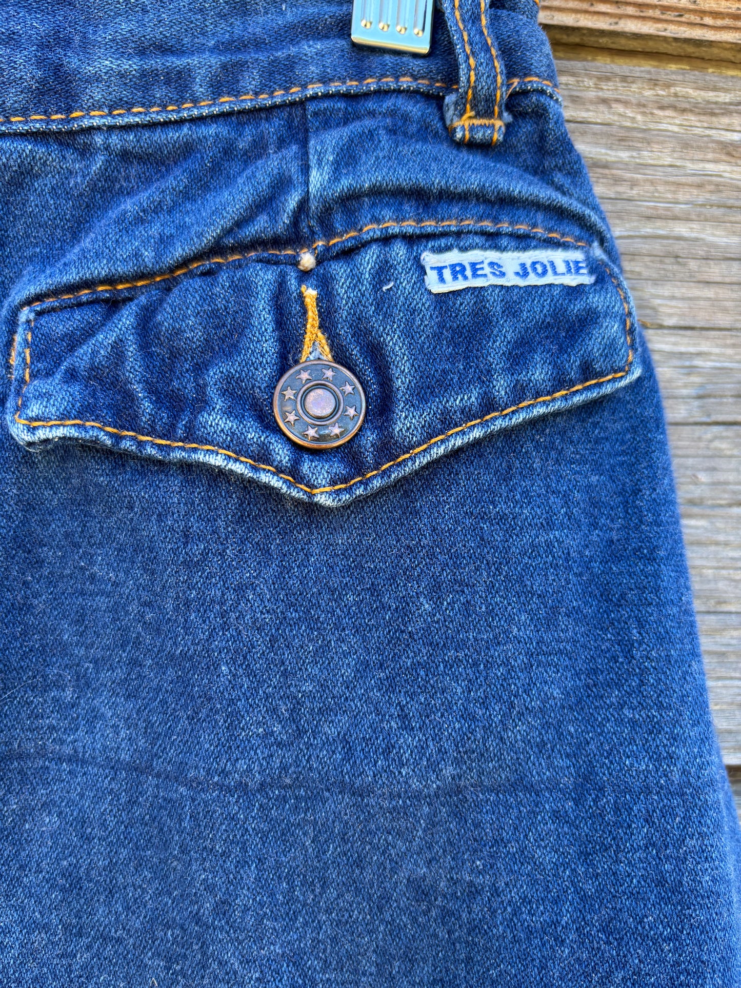 Denim Skirt | Tres Jolie | vintage