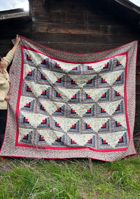 Quilt | Log Cabin | Hand Stitched