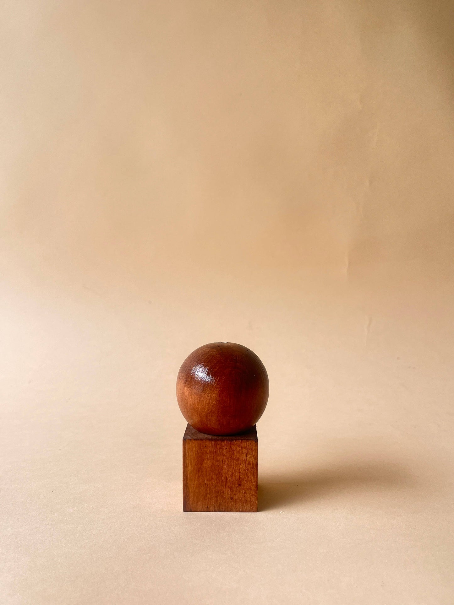 R-KI-TEKT - Wooden Incense Holder-Walnut