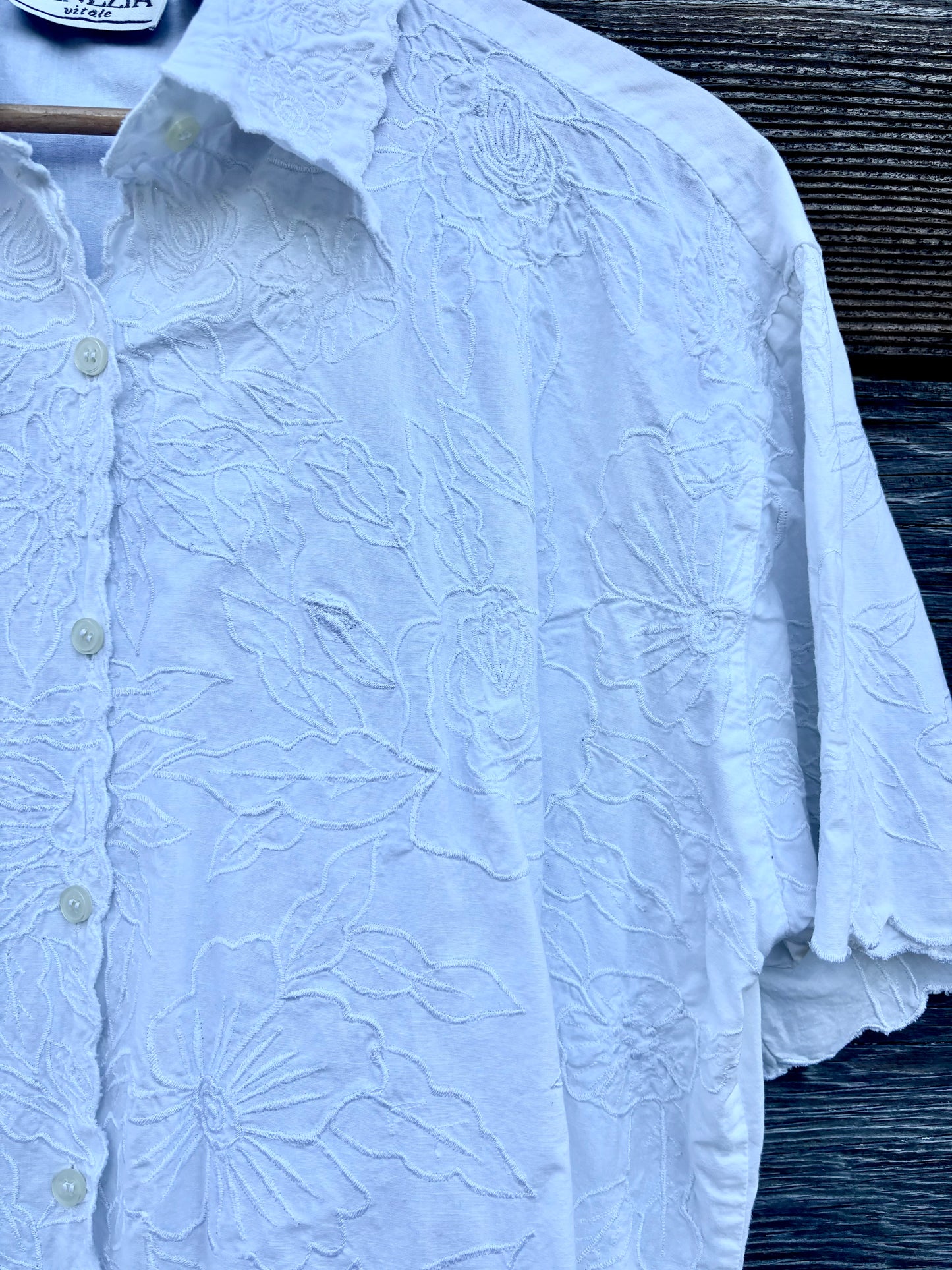 Vintage Venezia White Embossed Blouse
