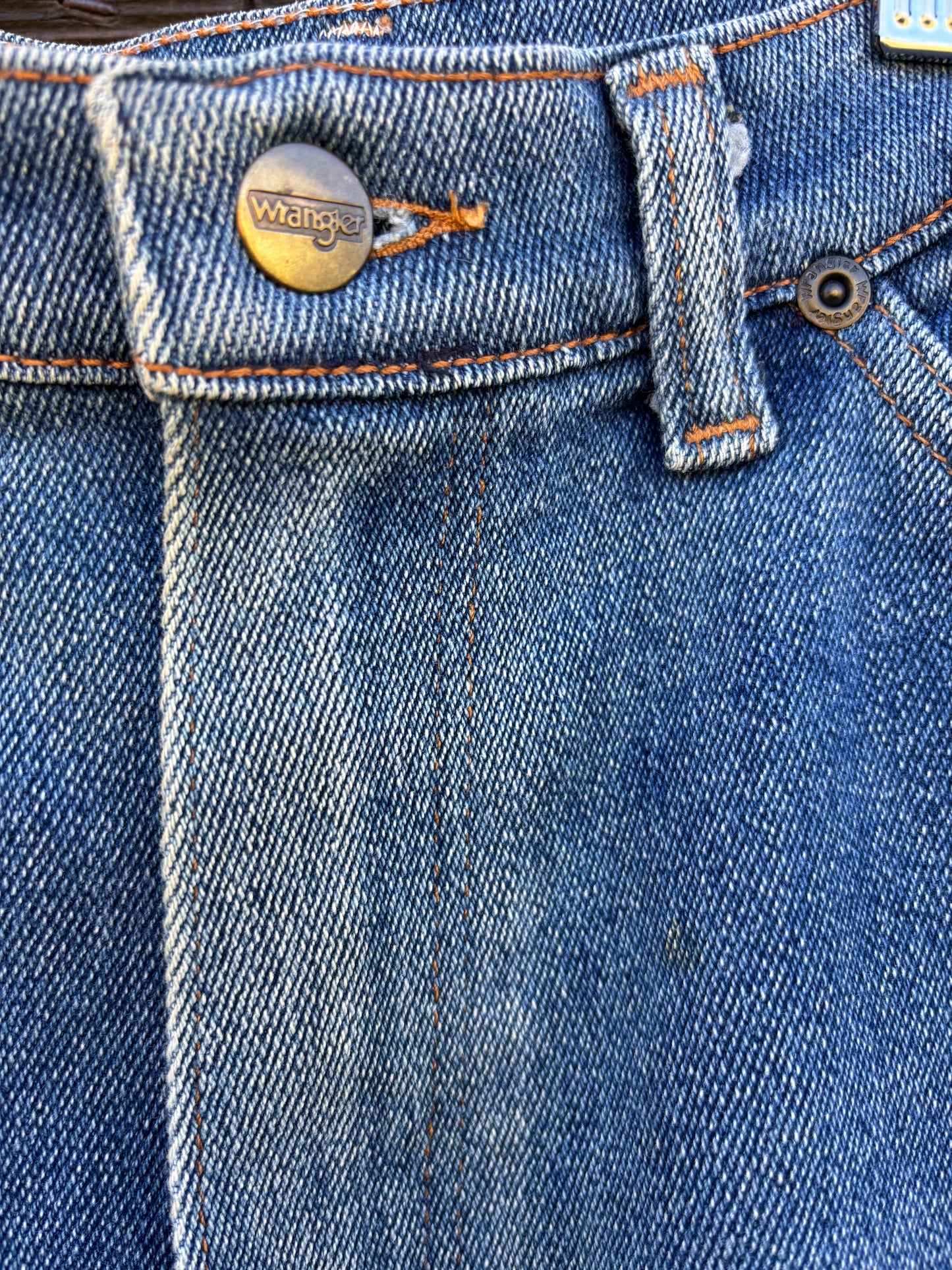 Vintage Wrangler Full Fit Jeans | Made in USA | Soft Broken-In Wash
