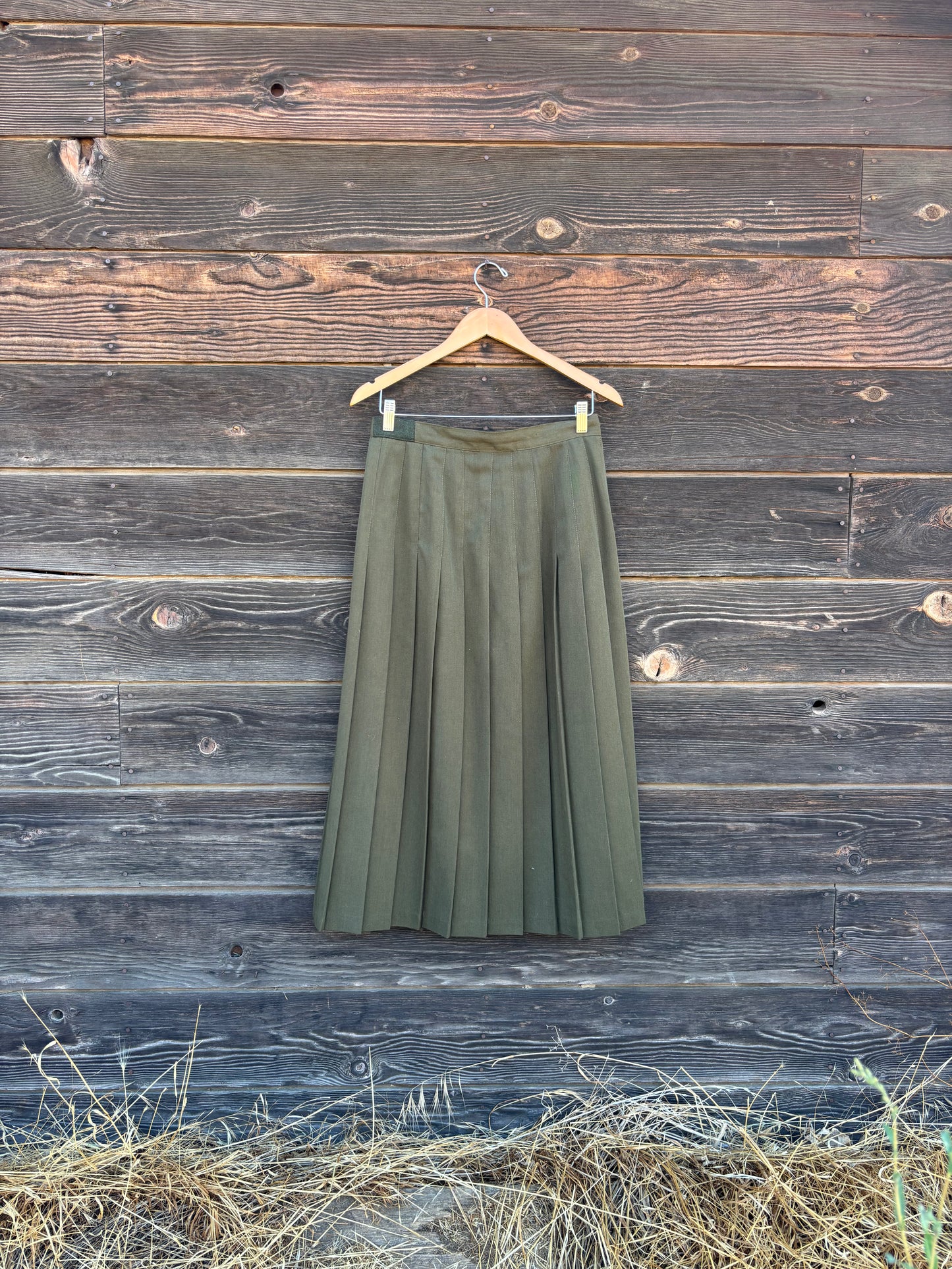 Casablanca green pleated skirt | c. 1980