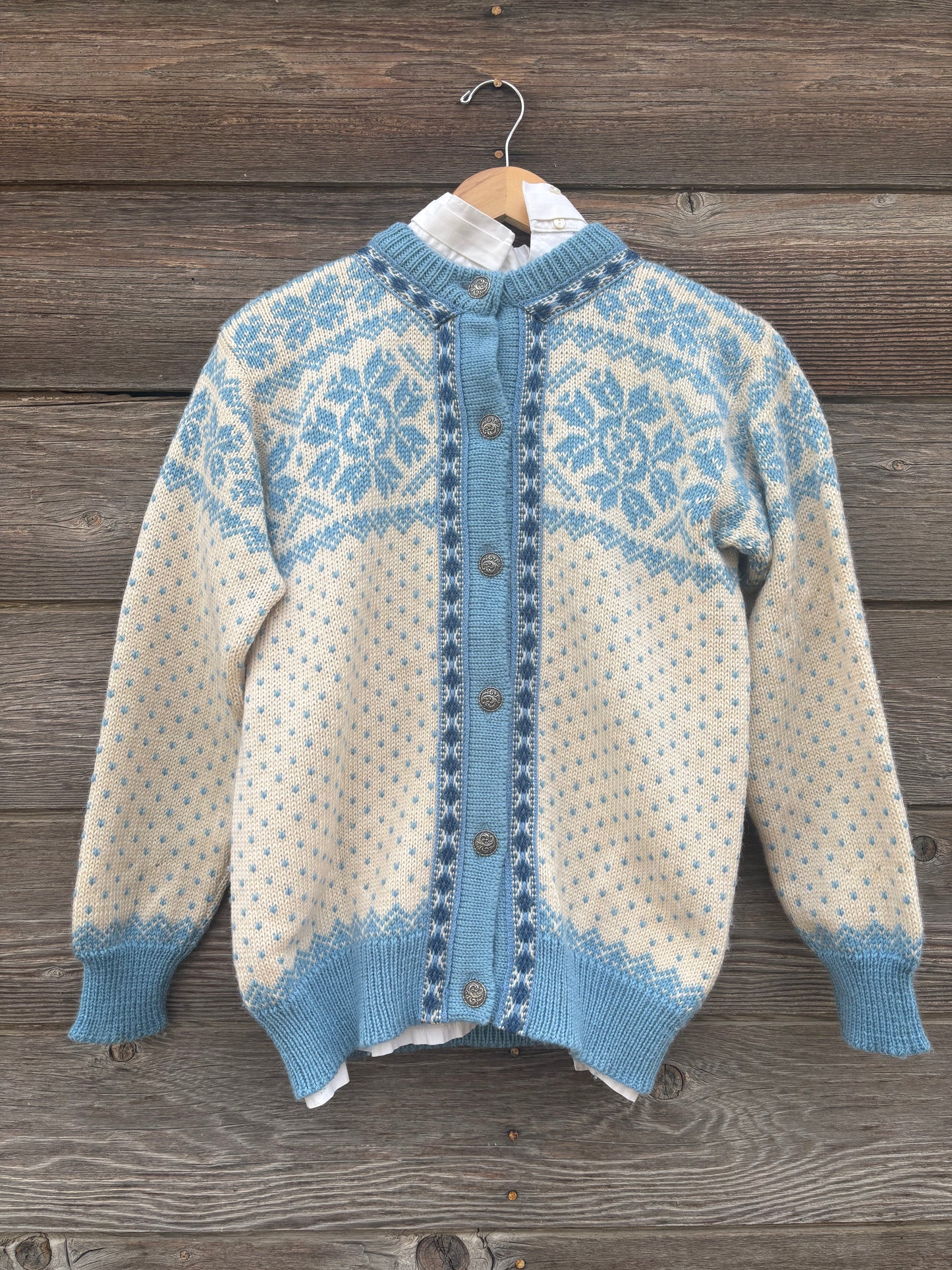 Sweater | Oslo Winter Blue | Nordic Cardigan | 1980s